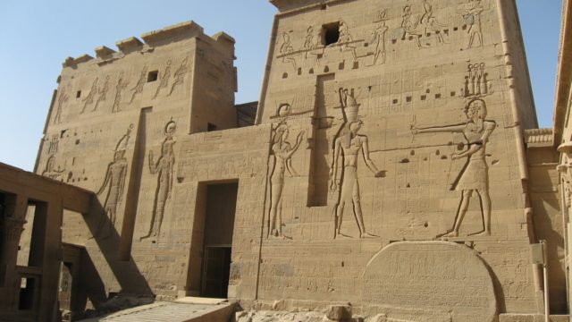 temple-of-isis-1343591_1280